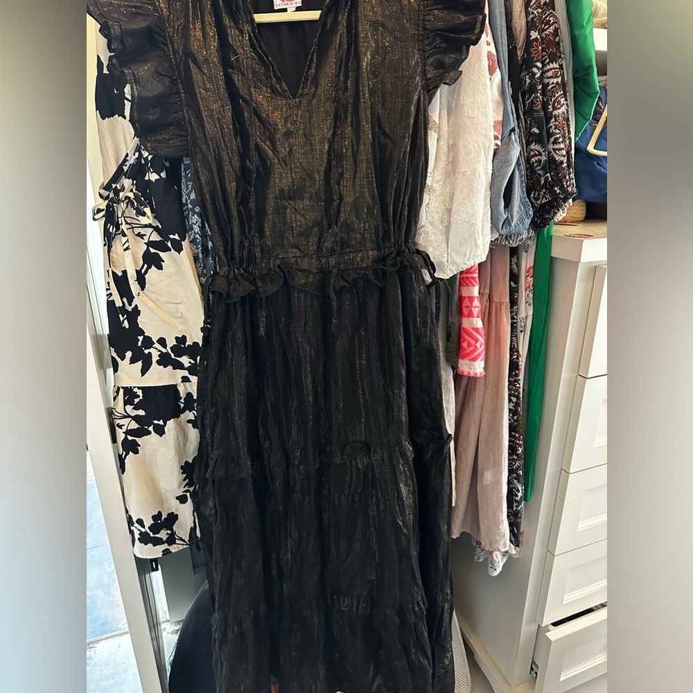 Victoria Dunn black and gold dress sz medium nwot